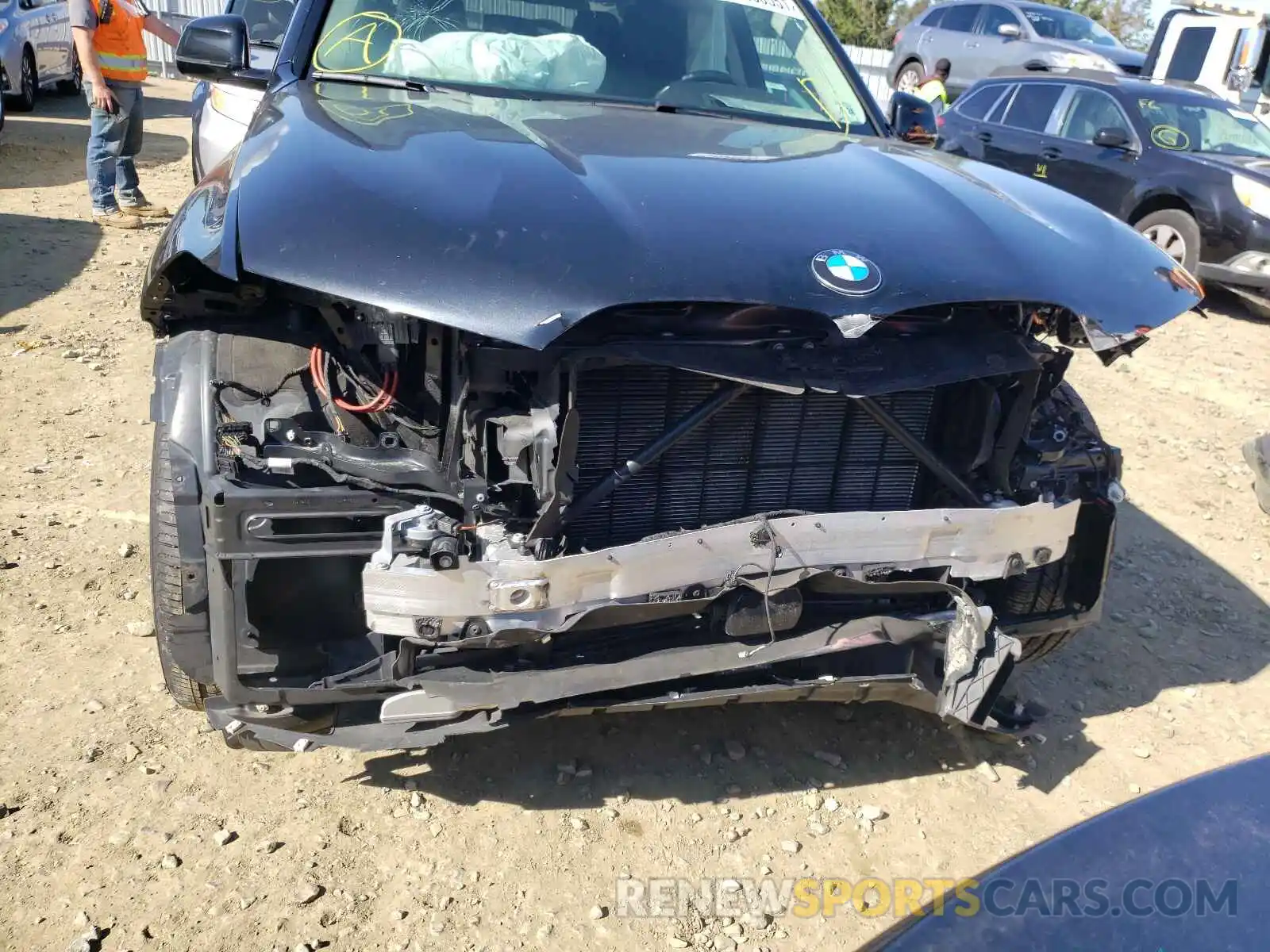 9 Photograph of a damaged car 5UXCW2C58KLB43862 BMW X7 2019