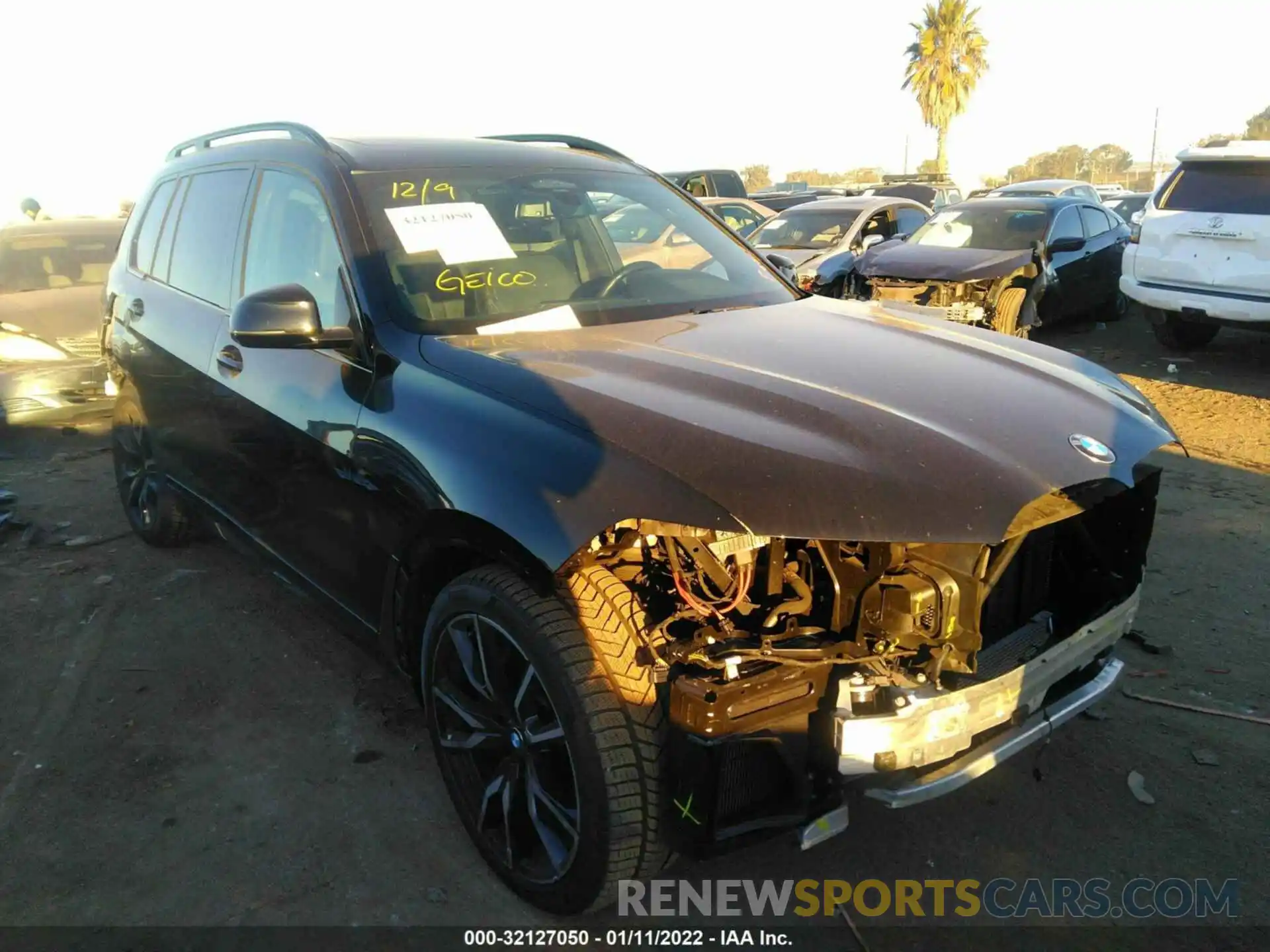 1 Photograph of a damaged car 5UXCW2C59KL083538 BMW X7 2019