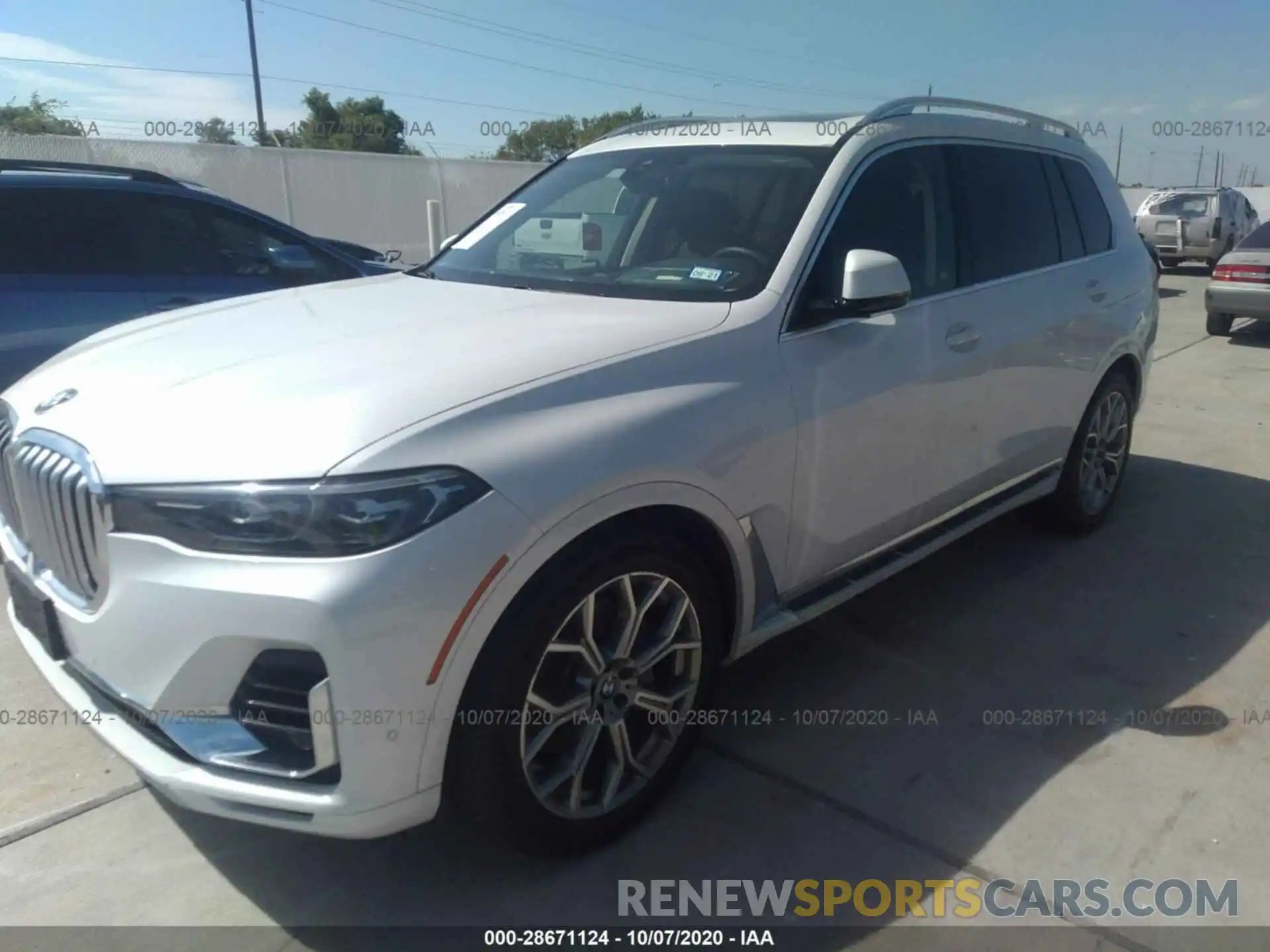 2 Photograph of a damaged car 5UXCW2C59KL084799 BMW X7 2019