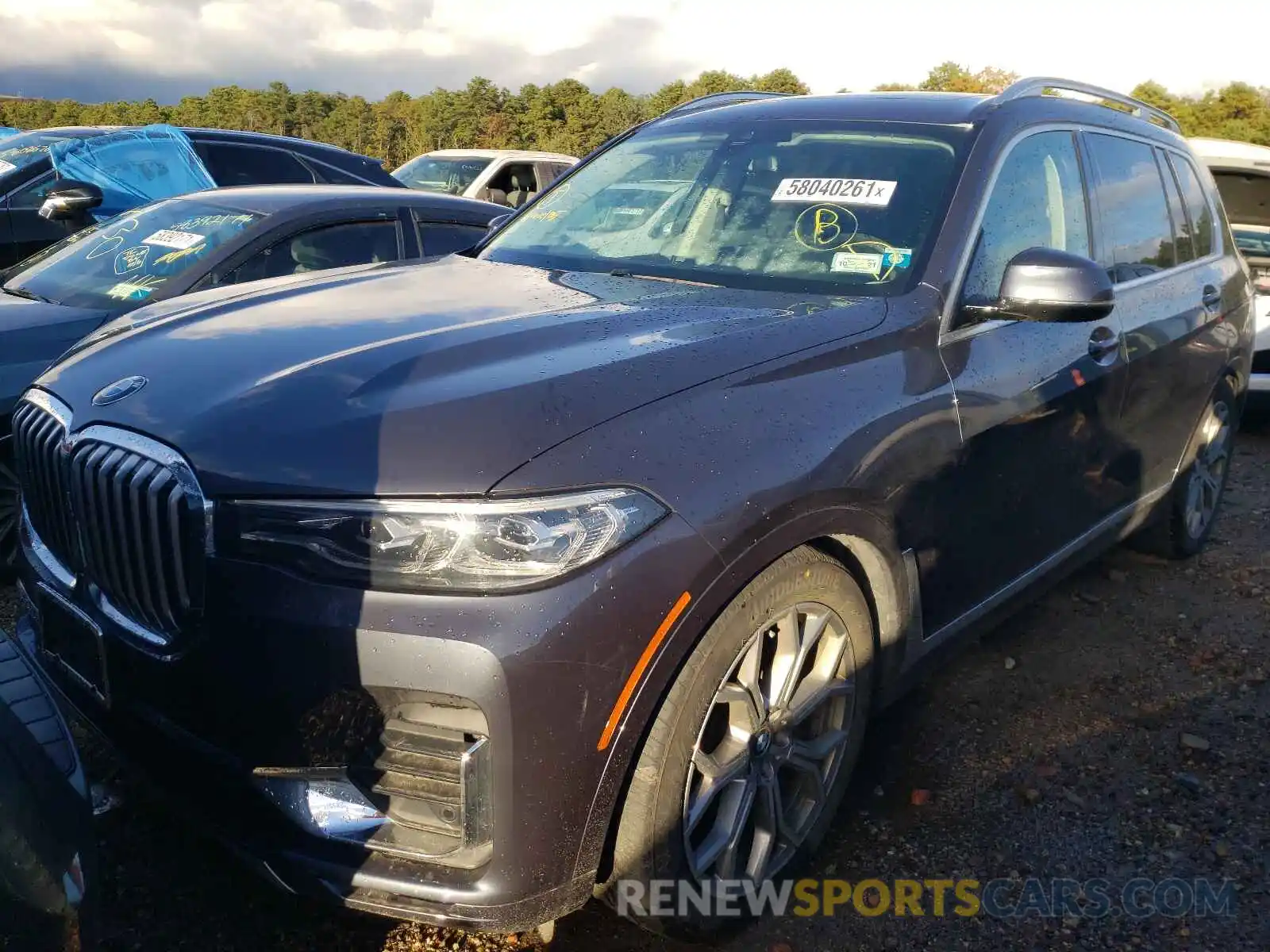 2 Photograph of a damaged car 5UXCW2C5XKL081684 BMW X7 2019