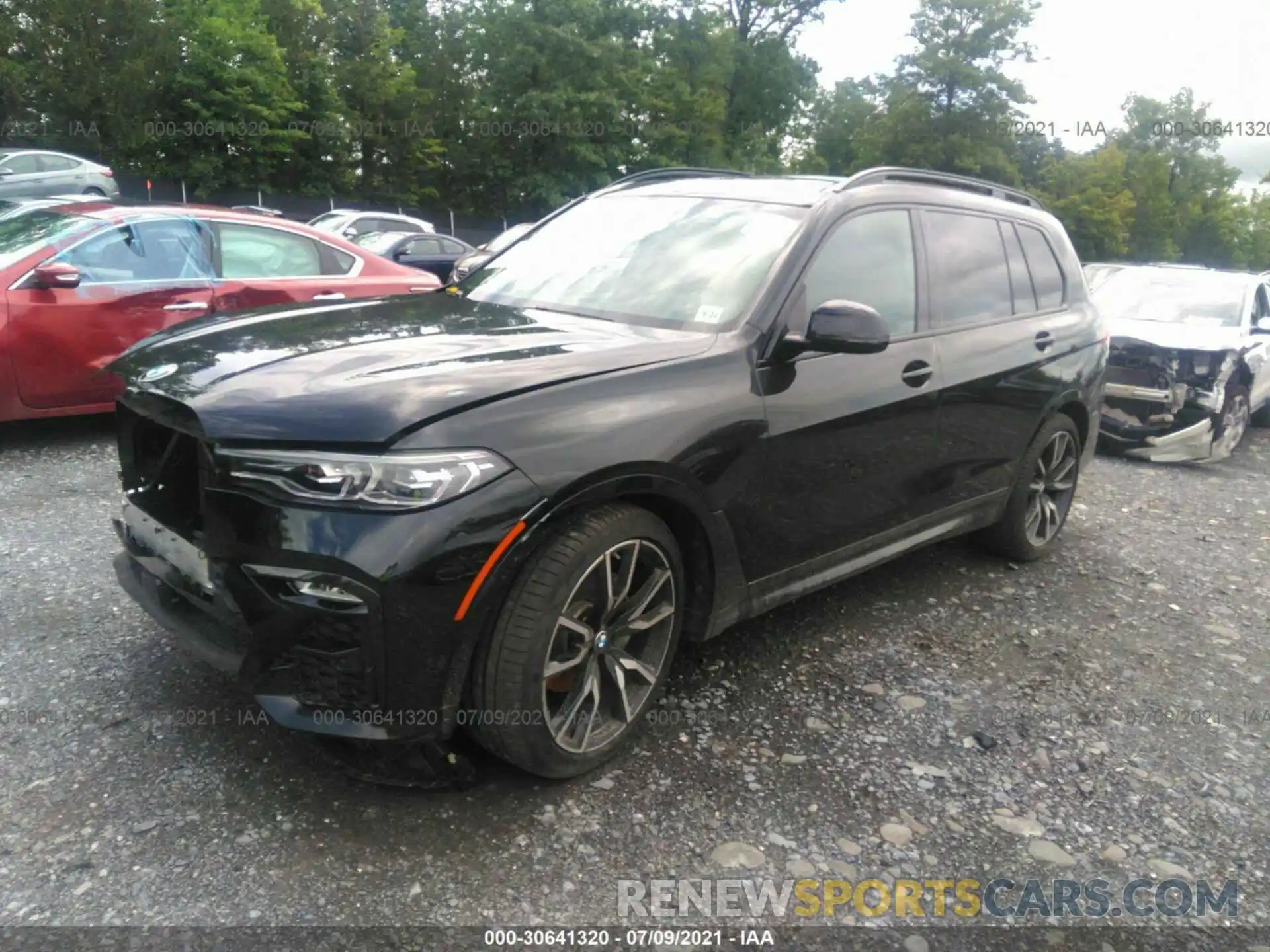 2 Photograph of a damaged car 5UXCW2C5XKL084892 BMW X7 2019