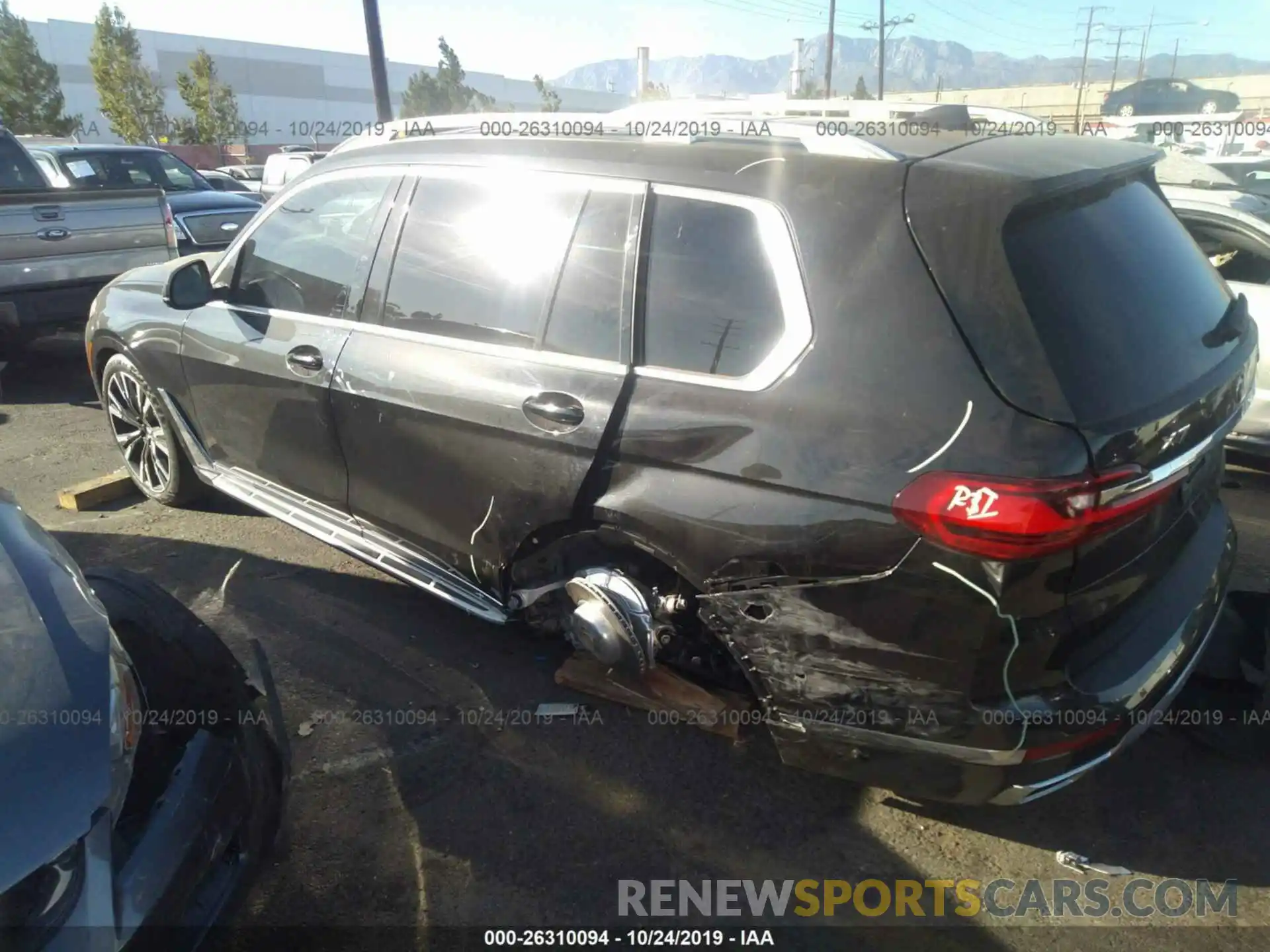 3 Photograph of a damaged car 5UXCW2C5XKL085234 BMW X7 2019