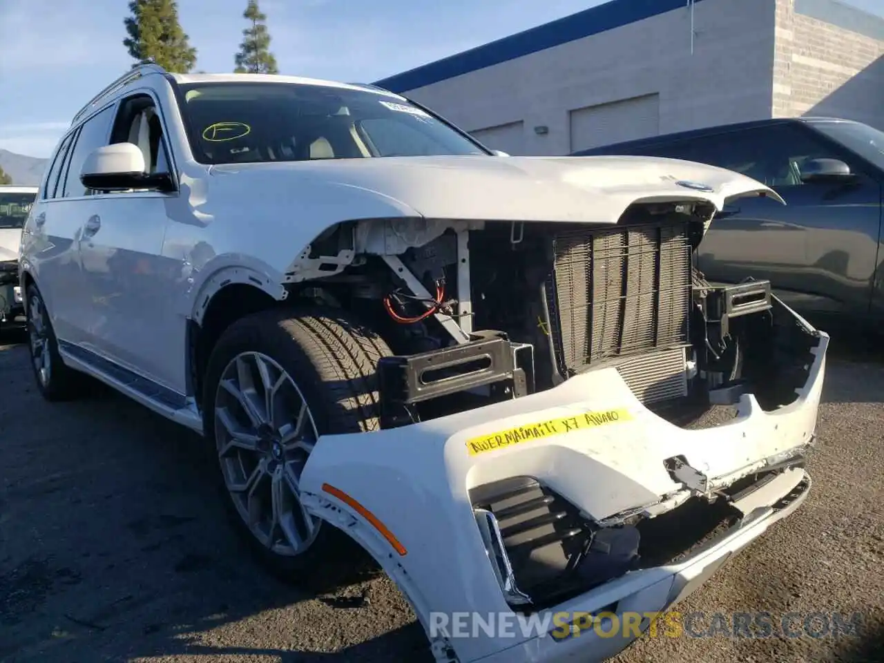 1 Photograph of a damaged car 5UXCW2C5XKL086397 BMW X7 2019