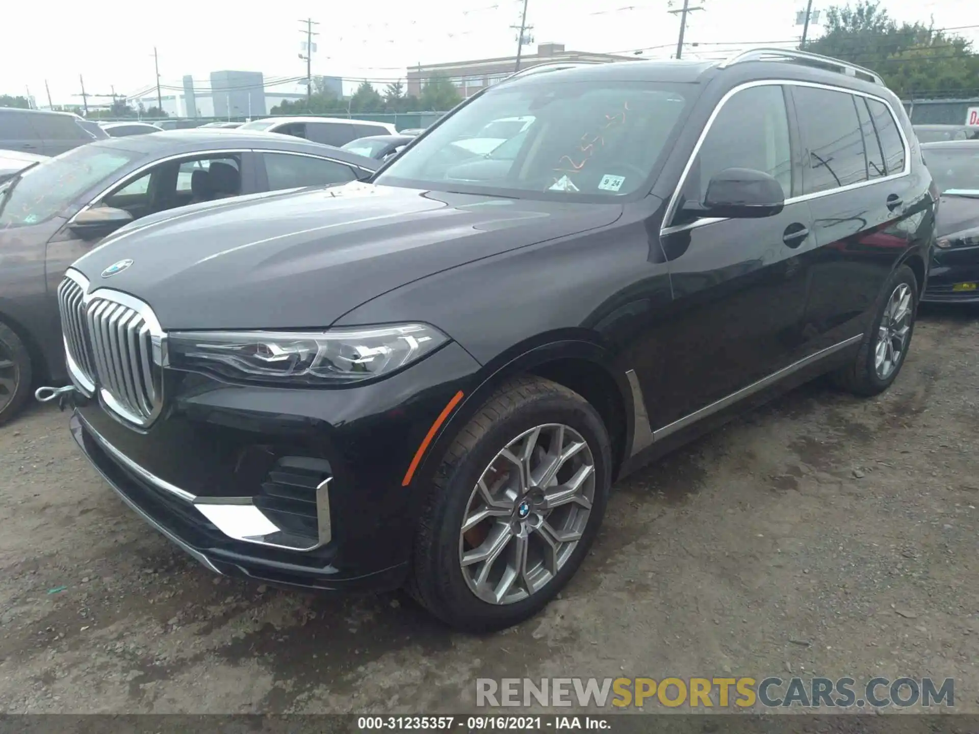 2 Фотография поврежденного автомобиля 5UXCW2C5XKL086612 BMW X7 2019