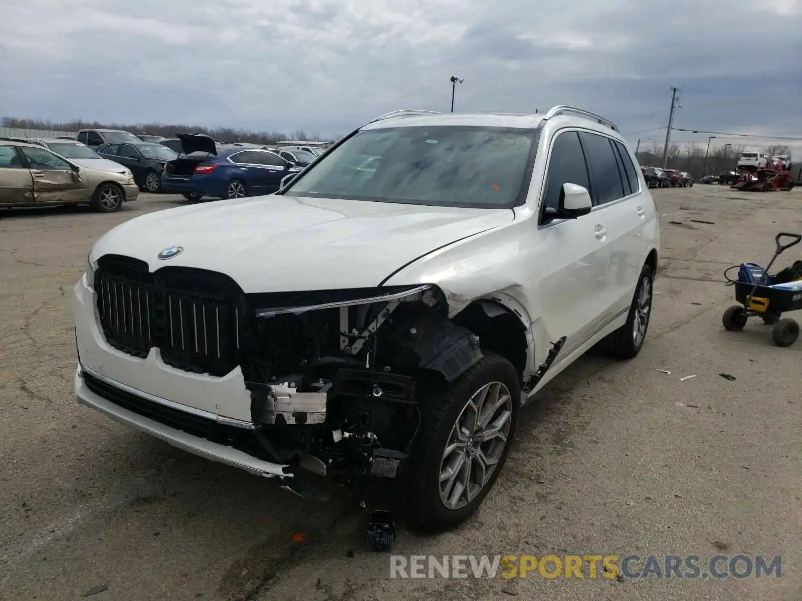 2 Photograph of a damaged car 5UXCW2C5XKL089574 BMW X7 2019