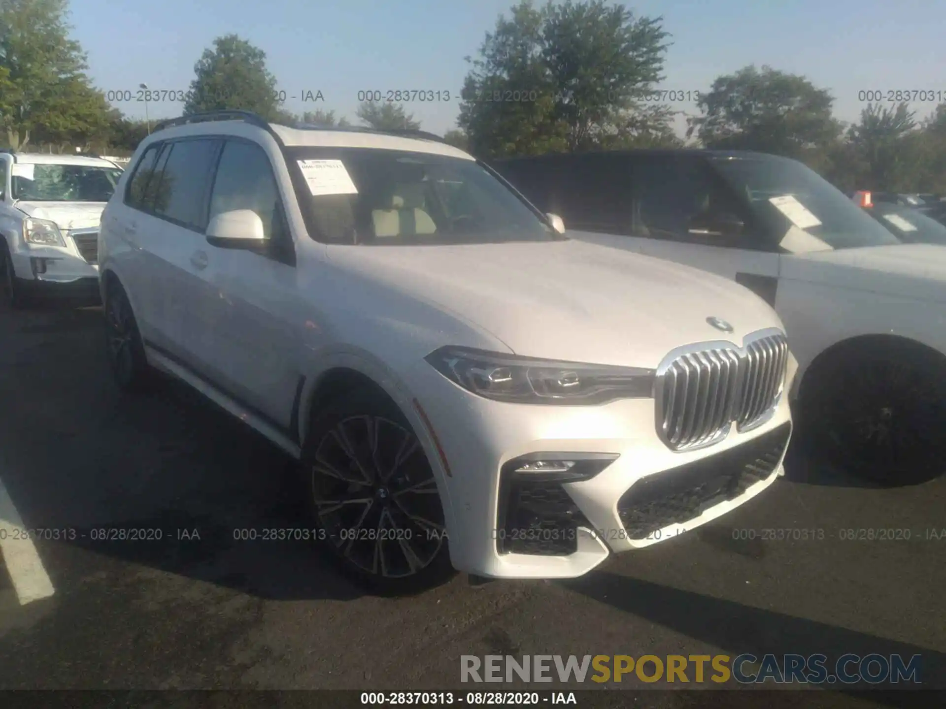 1 Photograph of a damaged car 5UXCX4C54KLS38263 BMW X7 2019