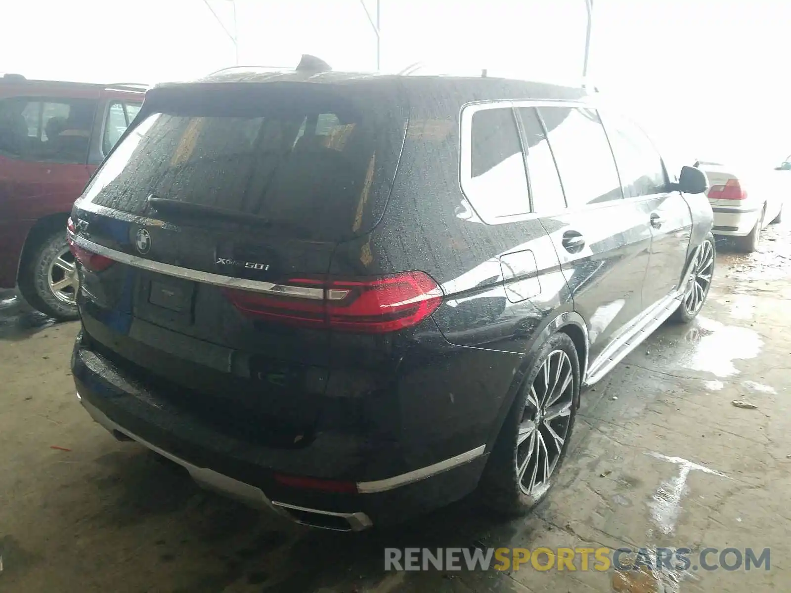 4 Photograph of a damaged car 5UXCX4C55KLS35839 BMW X7 2019