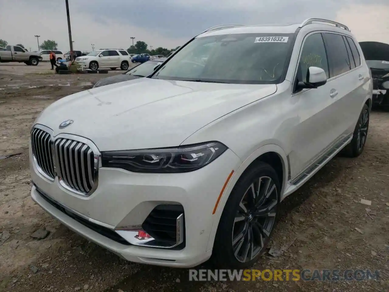 2 Фотография поврежденного автомобиля 5UXCX4C55KLS36358 BMW X7 2019