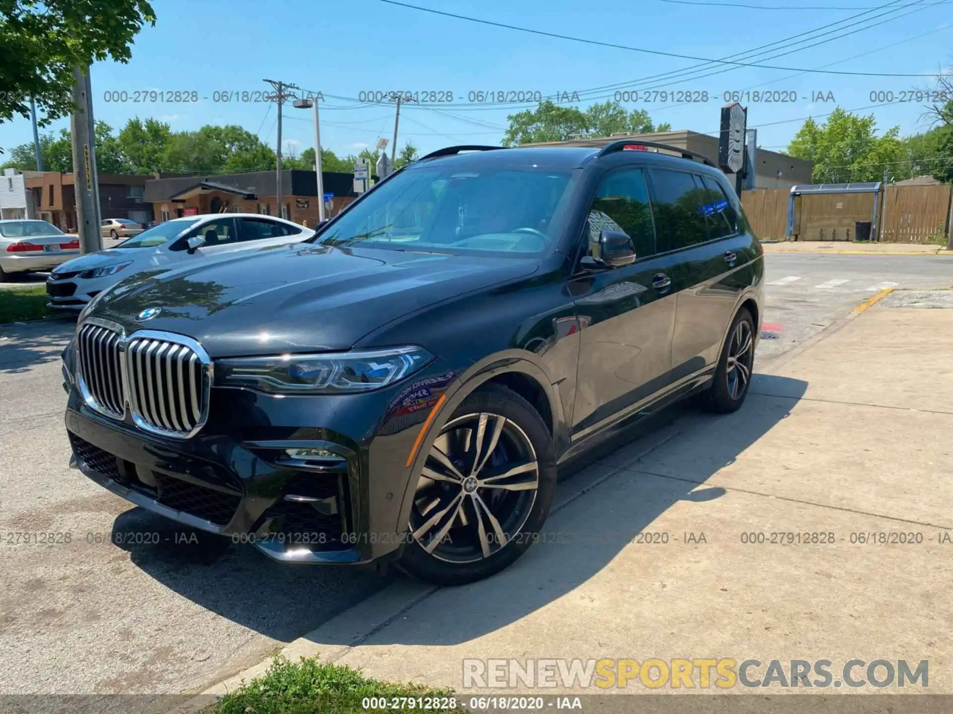 2 Фотография поврежденного автомобиля 5UXCX4C55KLS36618 BMW X7 2019