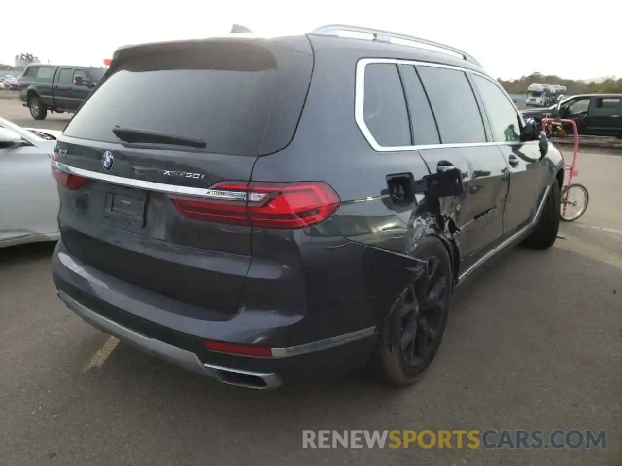 4 Фотография поврежденного автомобиля 5UXCX4C55KLS38966 BMW X7 2019