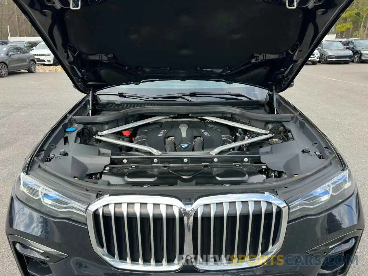8 Фотография поврежденного автомобиля 5UXCX4C56KLB39852 BMW X7 2019