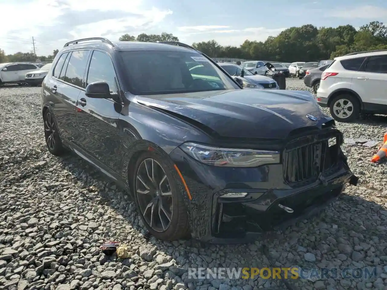 1 Photograph of a damaged car 5UXCX4C56KLS36207 BMW X7 2019