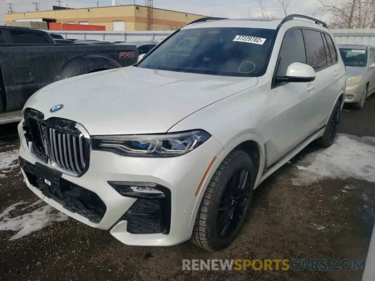 2 Photograph of a damaged car 5UXCX4C56KLS38751 BMW X7 2019