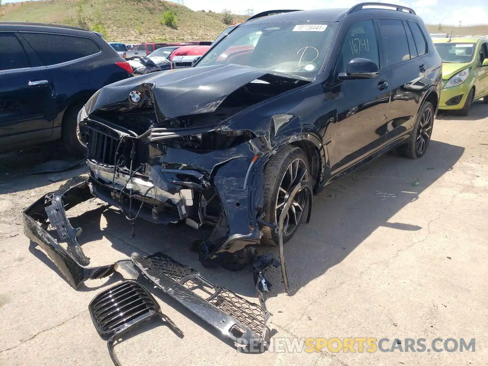 2 Photograph of a damaged car 5UXCX4C56KLS39091 BMW X7 2019