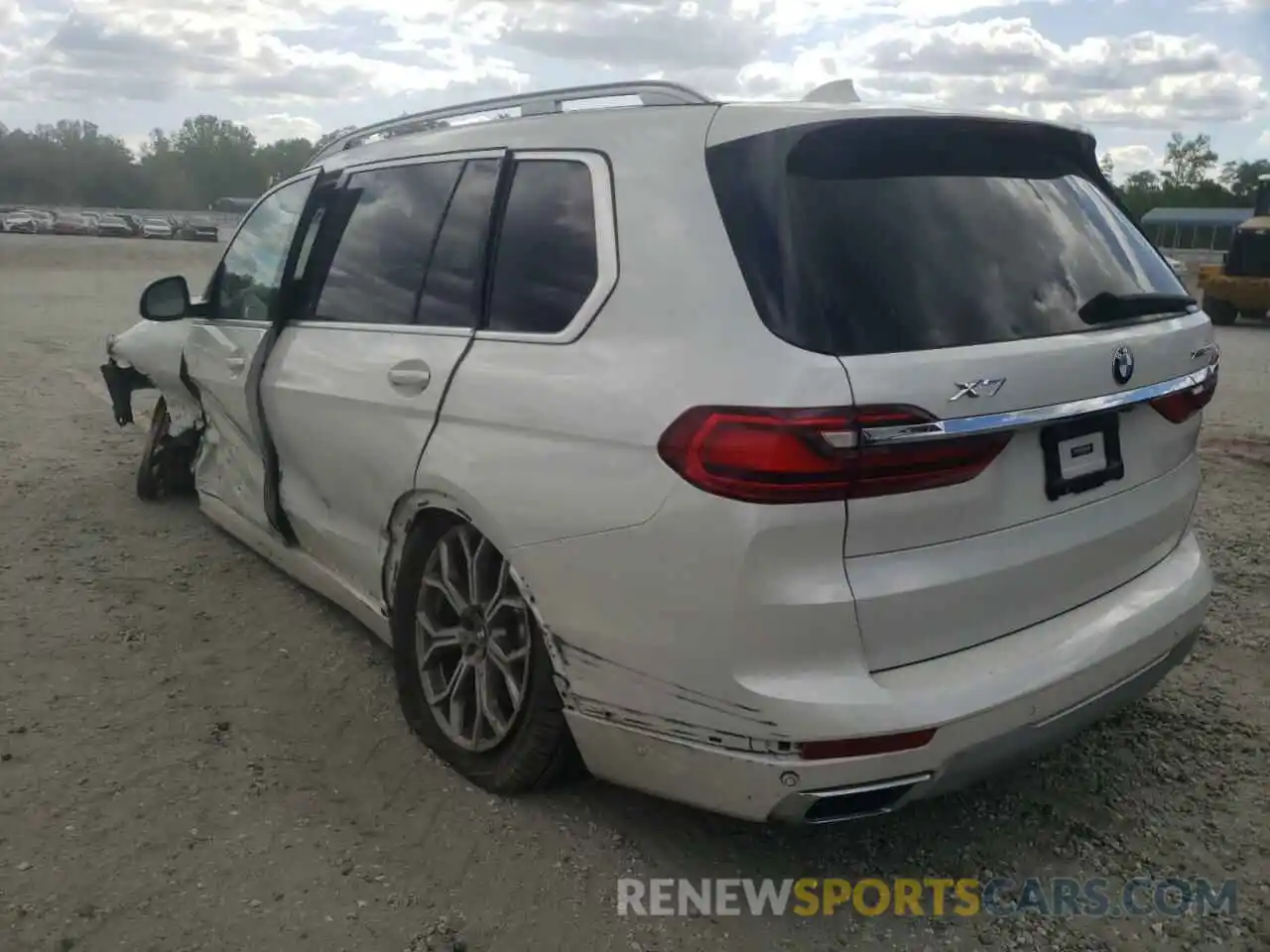 3 Фотография поврежденного автомобиля 5UXCX4C57KLB40072 BMW X7 2019