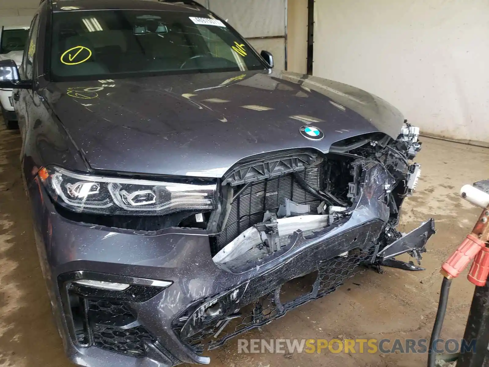 9 Photograph of a damaged car 5UXCX4C57KLS35874 BMW X7 2019