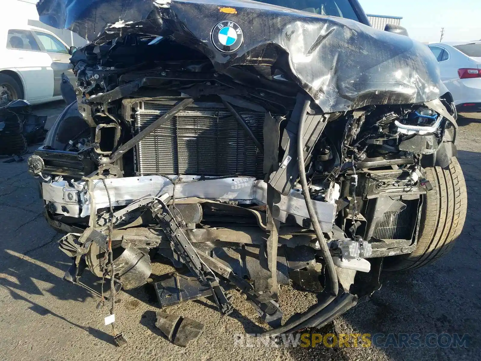 9 Photograph of a damaged car 5UXCX4C57KLS36801 BMW X7 2019