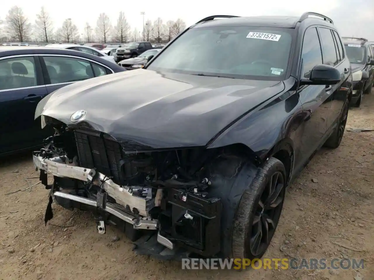 2 Photograph of a damaged car 5UXCX4C59KLS36704 BMW X7 2019