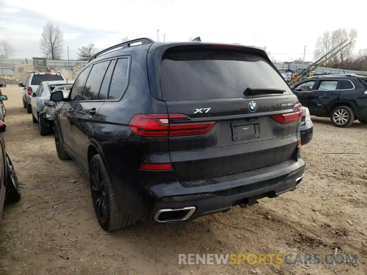 3 Photograph of a damaged car 5UXCX4C59KLS36704 BMW X7 2019