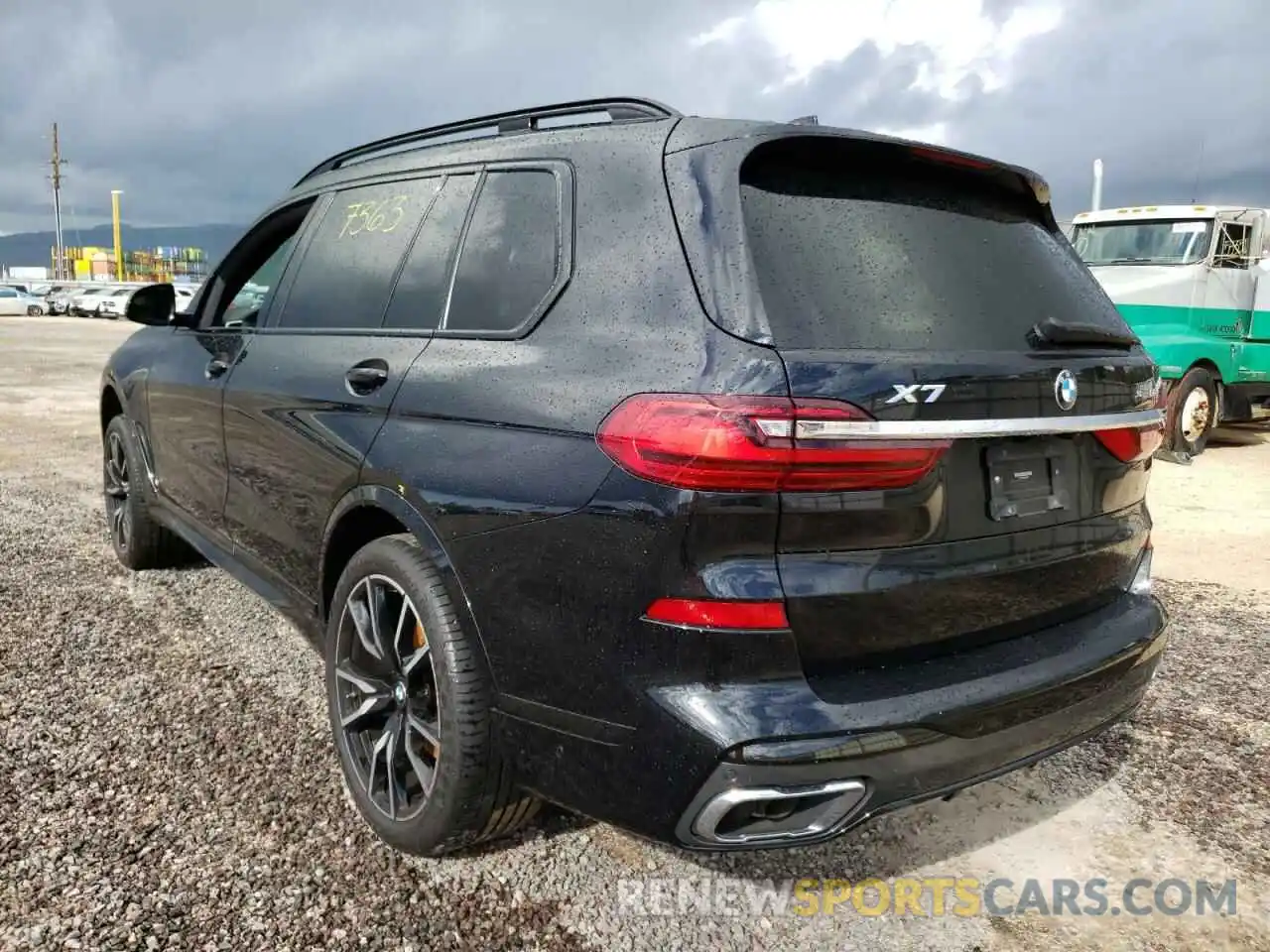 3 Фотография поврежденного автомобиля 5UXCX4C59KLS36749 BMW X7 2019