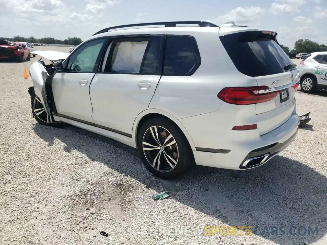 3 Фотография поврежденного автомобиля 5UXCX4C5XKLS38493 BMW X7 2019