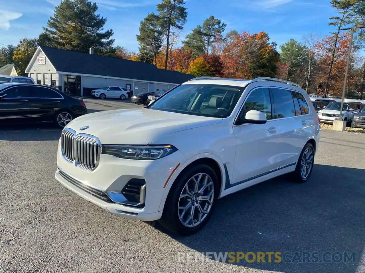 1 Photograph of a damaged car 5UXCW2C00L9B32342 BMW X7 2020