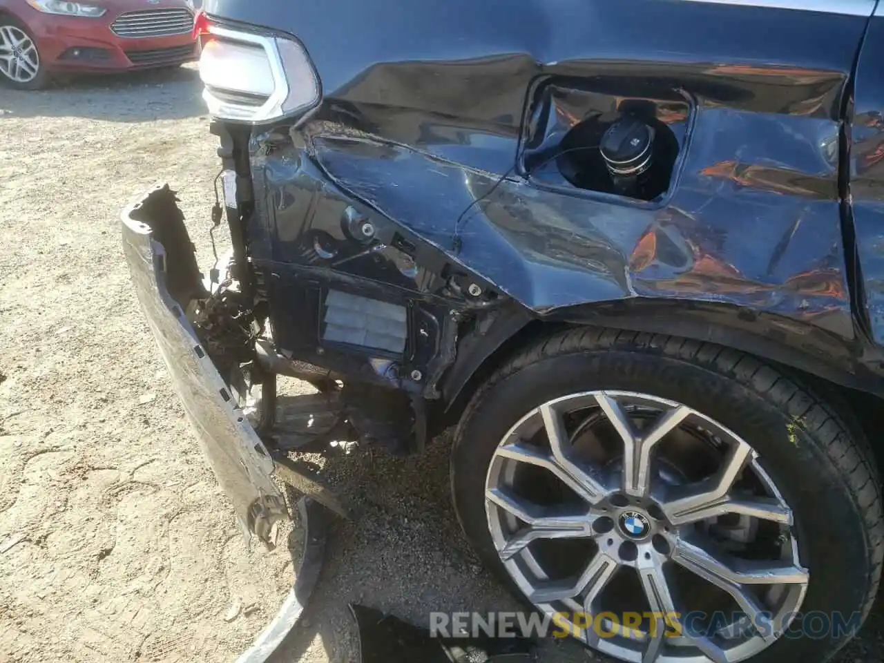 9 Photograph of a damaged car 5UXCW2C00L9B82769 BMW X7 2020