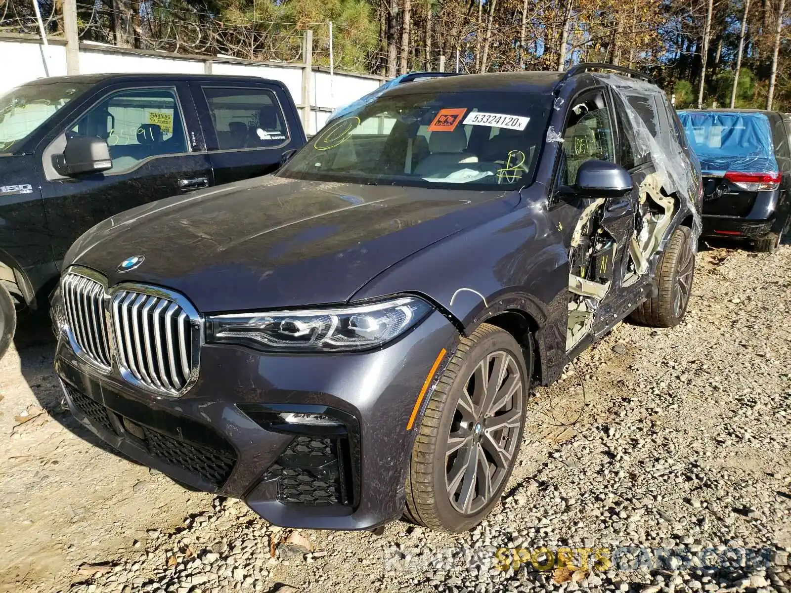 2 Photograph of a damaged car 5UXCW2C00L9D00948 BMW X7 2020