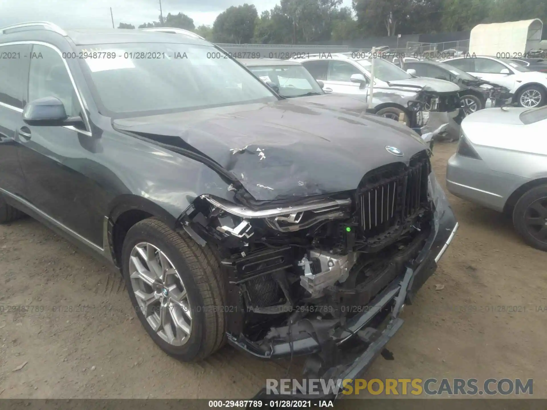 6 Фотография поврежденного автомобиля 5UXCW2C01L9B44189 BMW X7 2020