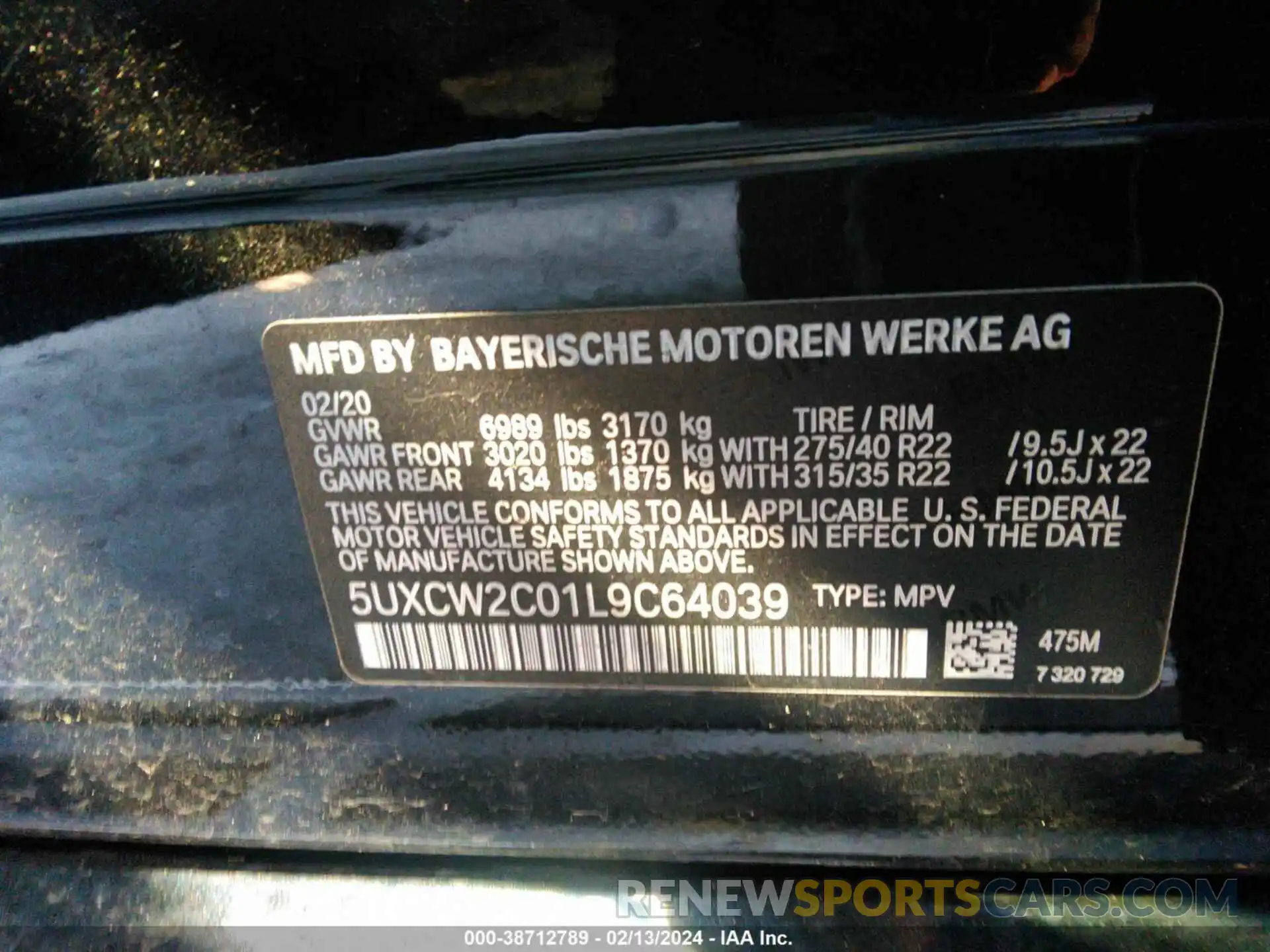 9 Photograph of a damaged car 5UXCW2C01L9C64039 BMW X7 2020