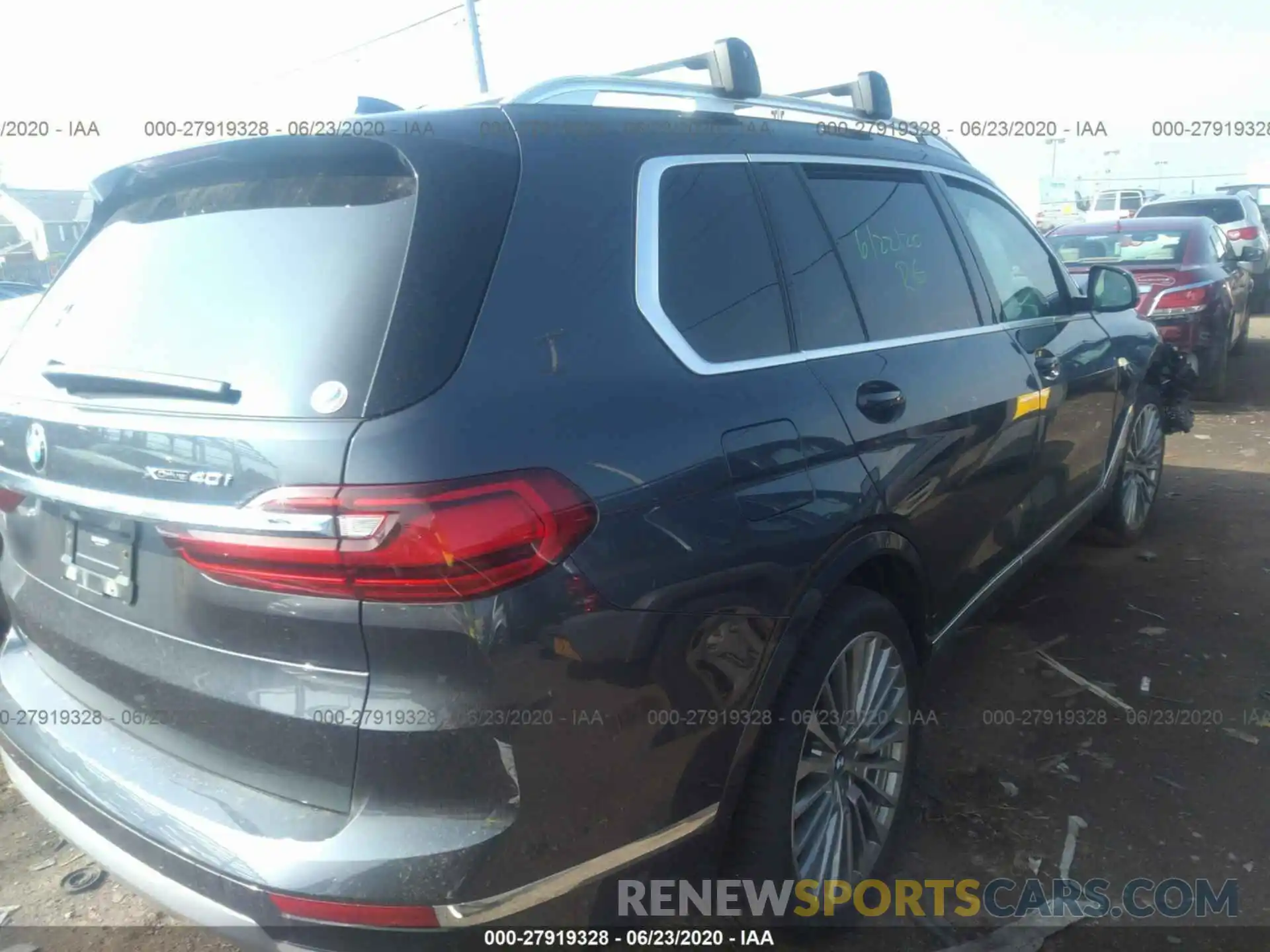 4 Фотография поврежденного автомобиля 5UXCW2C02L0E74783 BMW X7 2020