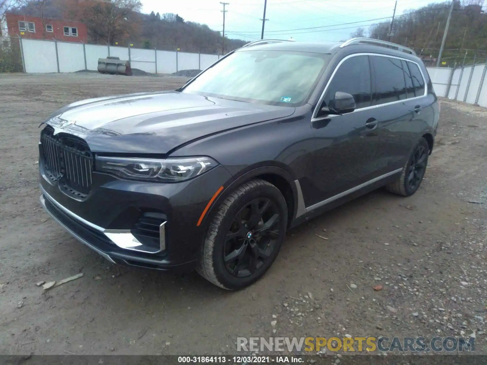 2 Photograph of a damaged car 5UXCW2C02L9B64838 BMW X7 2020