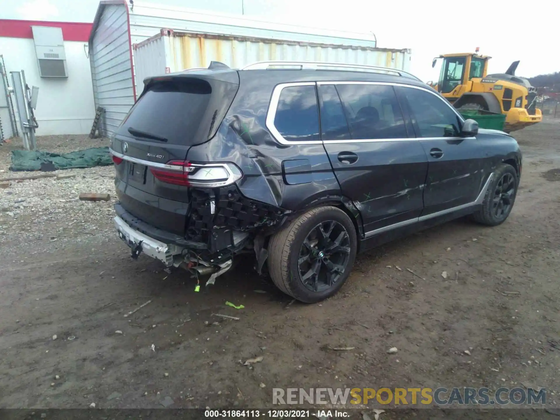 4 Photograph of a damaged car 5UXCW2C02L9B64838 BMW X7 2020