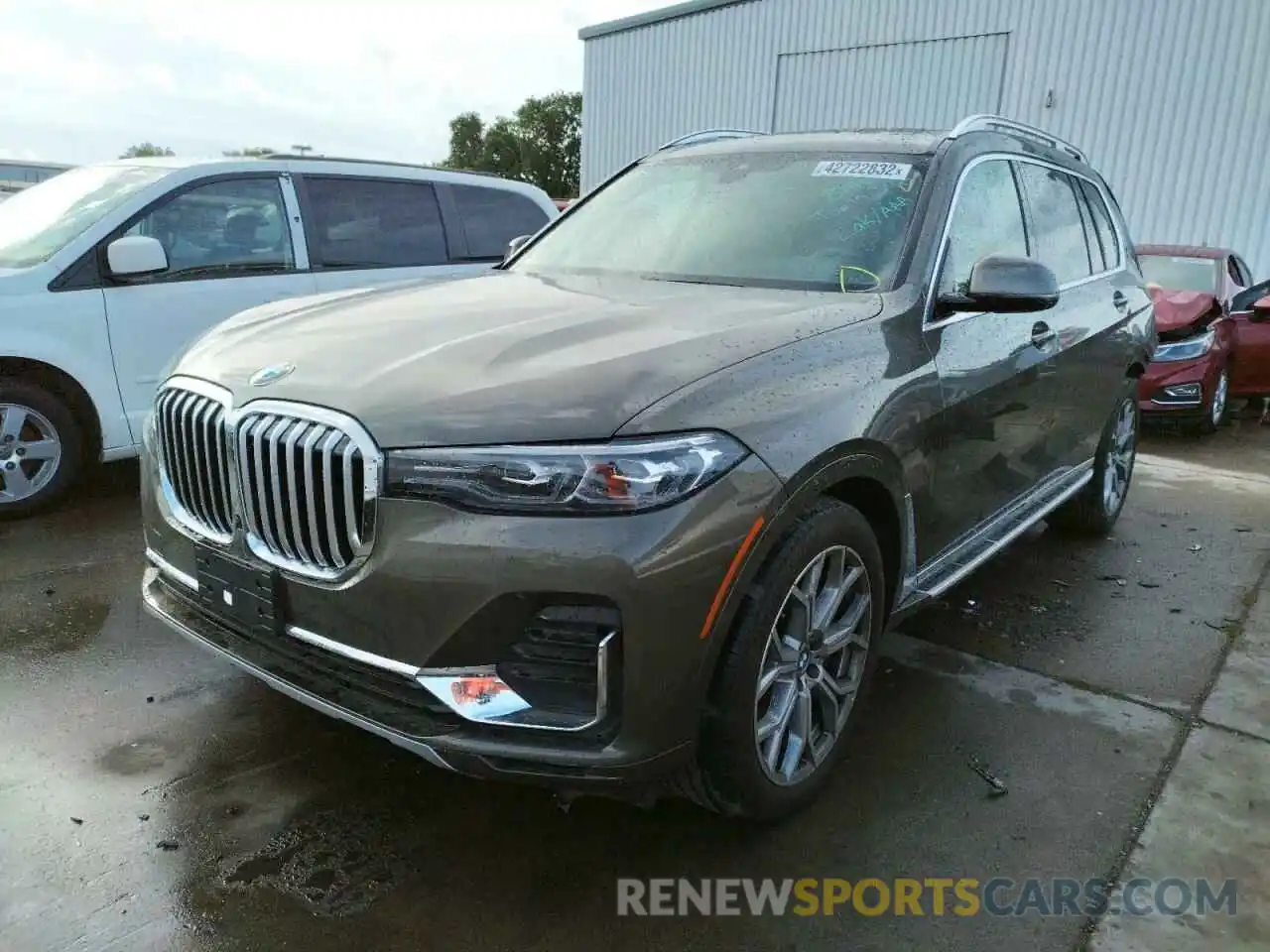 2 Фотография поврежденного автомобиля 5UXCW2C02L9C27677 BMW X7 2020