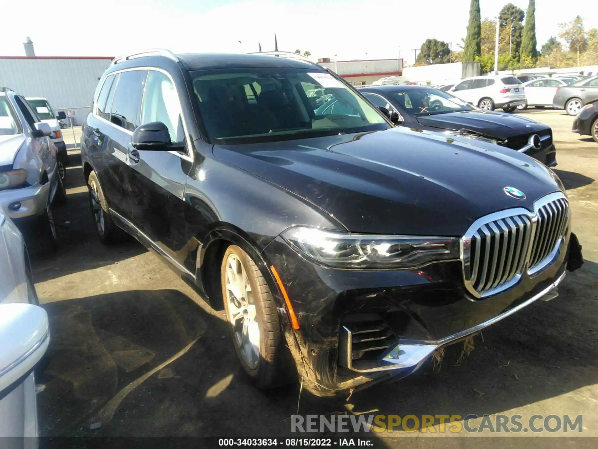 1 Photograph of a damaged car 5UXCW2C03L0E74484 BMW X7 2020