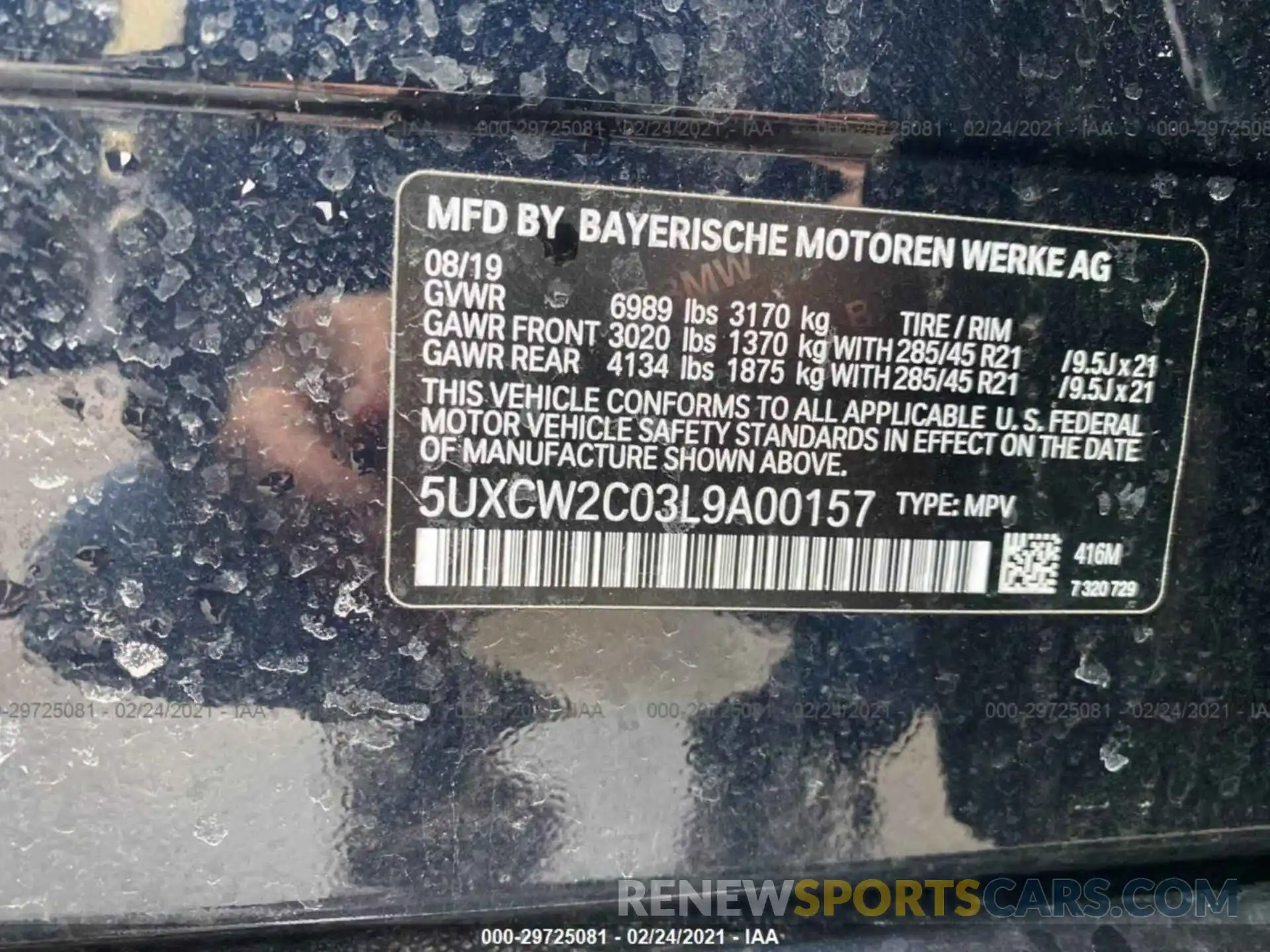 9 Photograph of a damaged car 5UXCW2C03L9A00157 BMW X7 2020