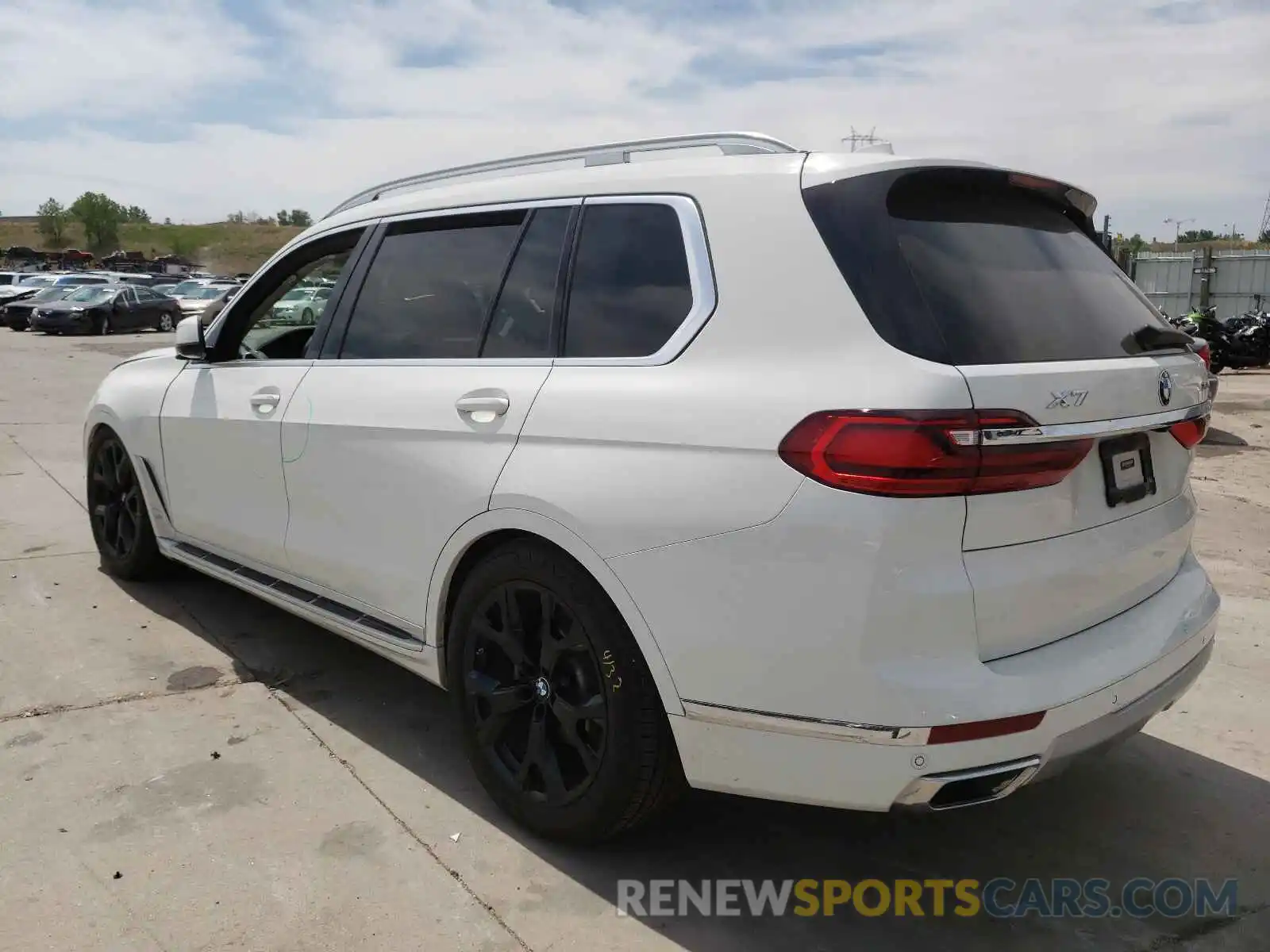 3 Фотография поврежденного автомобиля 5UXCW2C03L9B14207 BMW X7 2020