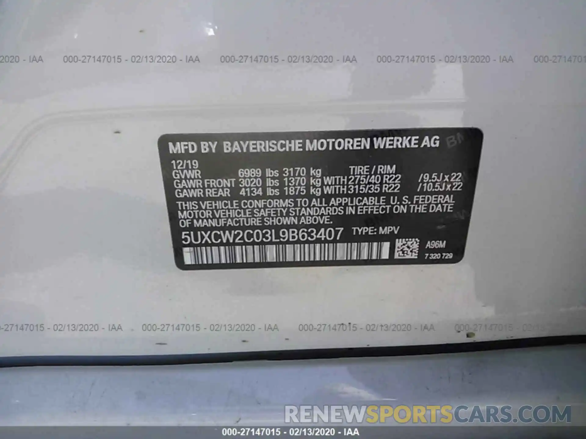 9 Photograph of a damaged car 5UXCW2C03L9B63407 BMW X7 2020