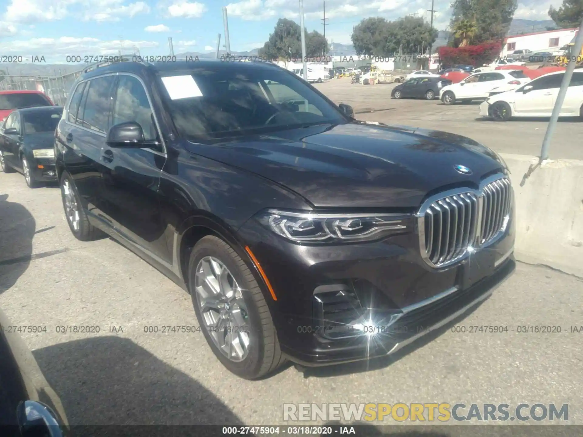 1 Photograph of a damaged car 5UXCW2C04L9A02130 BMW X7 2020