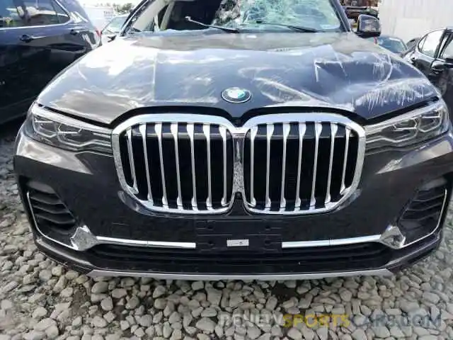 7 Photograph of a damaged car 5UXCW2C04L9B81446 BMW X7 2020