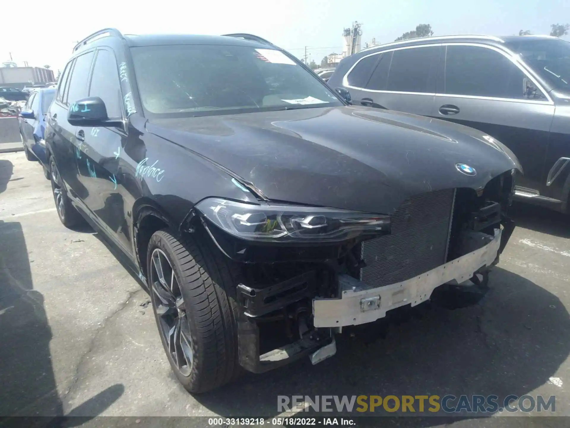 1 Photograph of a damaged car 5UXCW2C04L9D53815 BMW X7 2020