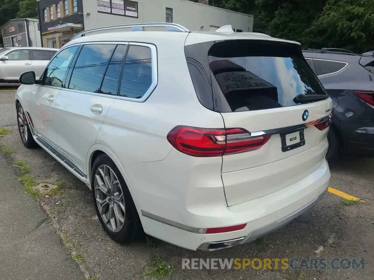 3 Фотография поврежденного автомобиля 5UXCW2C05L9A03819 BMW X7 2020