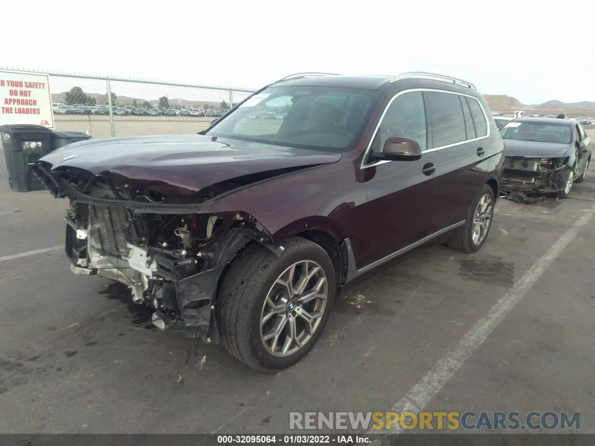 2 Photograph of a damaged car 5UXCW2C05L9B11681 BMW X7 2020