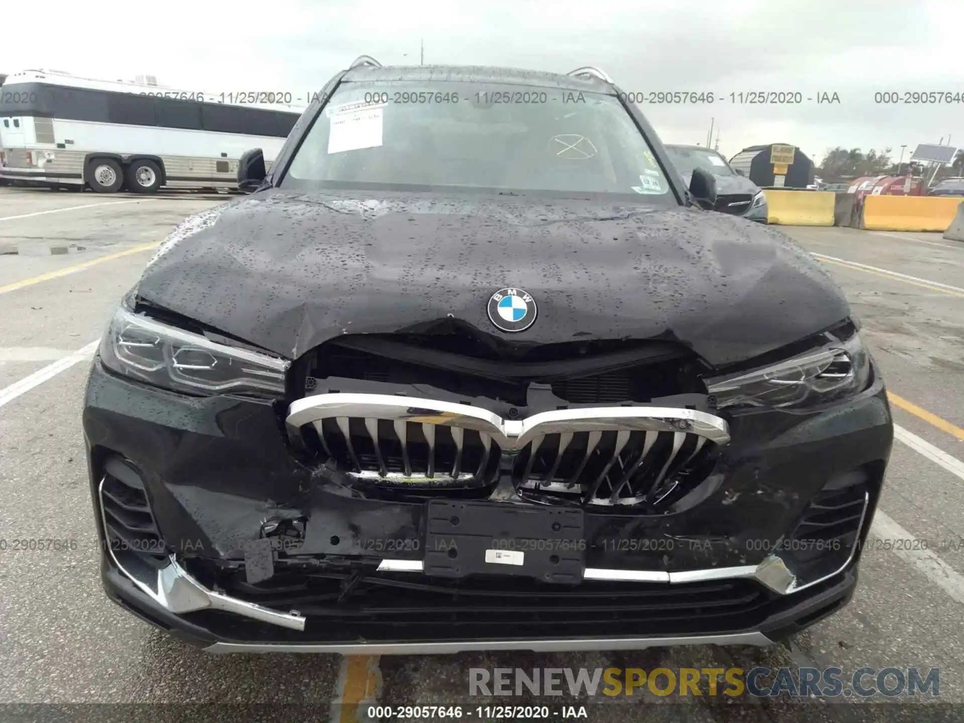 6 Photograph of a damaged car 5UXCW2C05L9B41795 BMW X7 2020