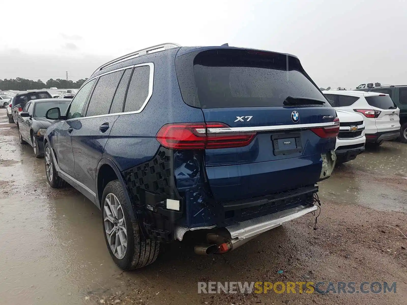 3 Фотография поврежденного автомобиля 5UXCW2C05L9C37300 BMW X7 2020