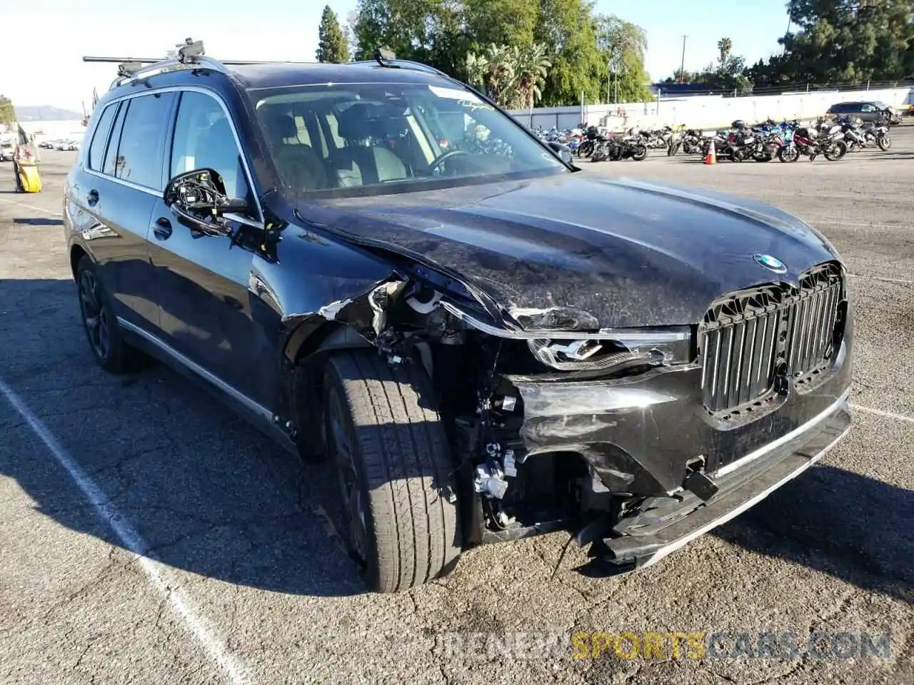 1 Photograph of a damaged car 5UXCW2C05L9C94905 BMW X7 2020