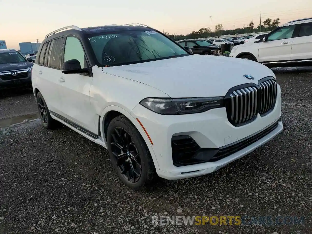 1 Фотография поврежденного автомобиля 5UXCW2C06L9A00783 BMW X7 2020