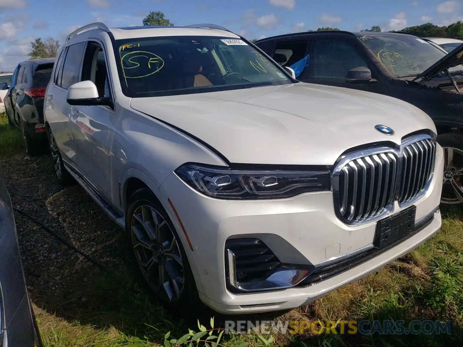 1 Photograph of a damaged car 5UXCW2C06L9A00962 BMW X7 2020