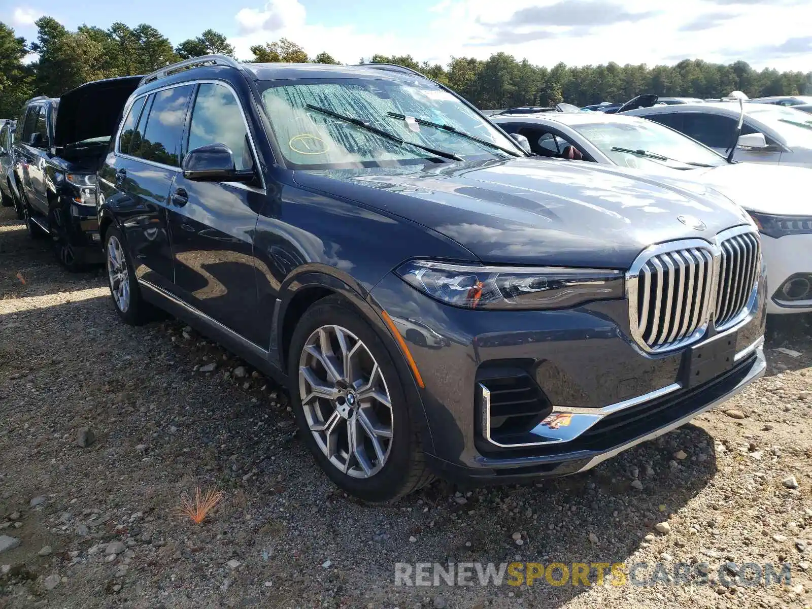 1 Photograph of a damaged car 5UXCW2C06L9B10555 BMW X7 2020