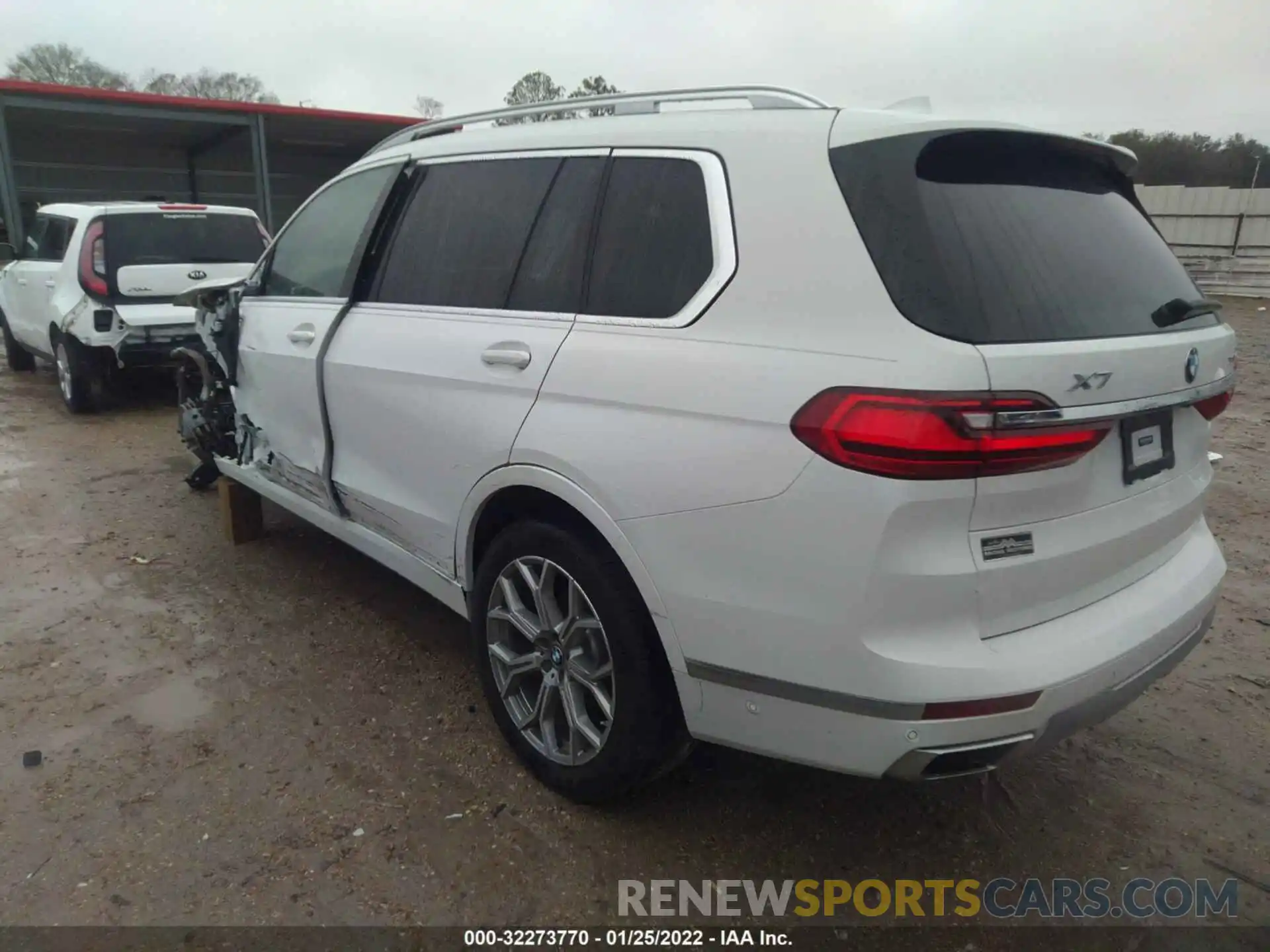 3 Фотография поврежденного автомобиля 5UXCW2C06L9B75244 BMW X7 2020